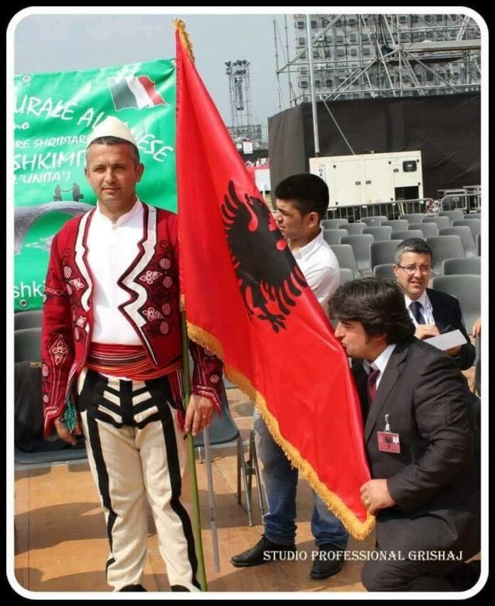 Italia, Petrit Gjinaj, Presidente associazione culturale albanese, l'attività