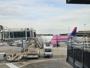 Aeroporto di Tirana, volo Wizz Air in ritardo per Malpensa