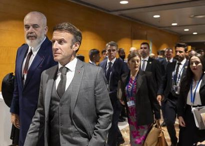 Emmanuel Macron Visiterà l’Albania