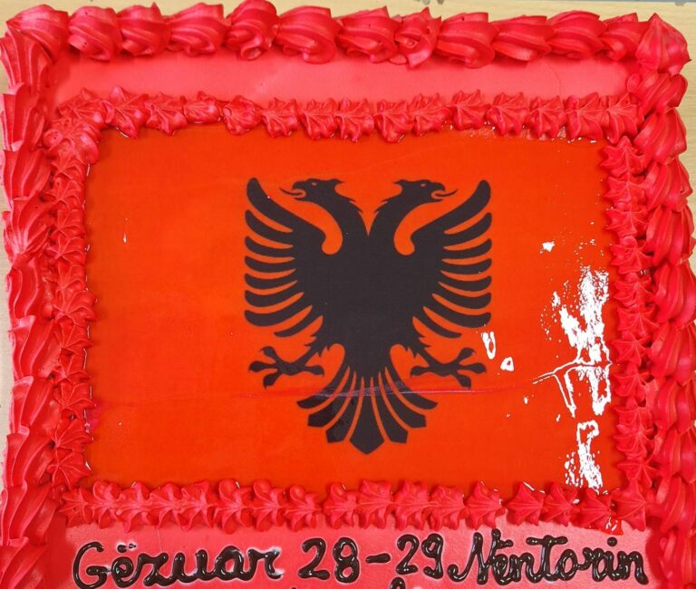 Albania, 111 anni di indipendenza